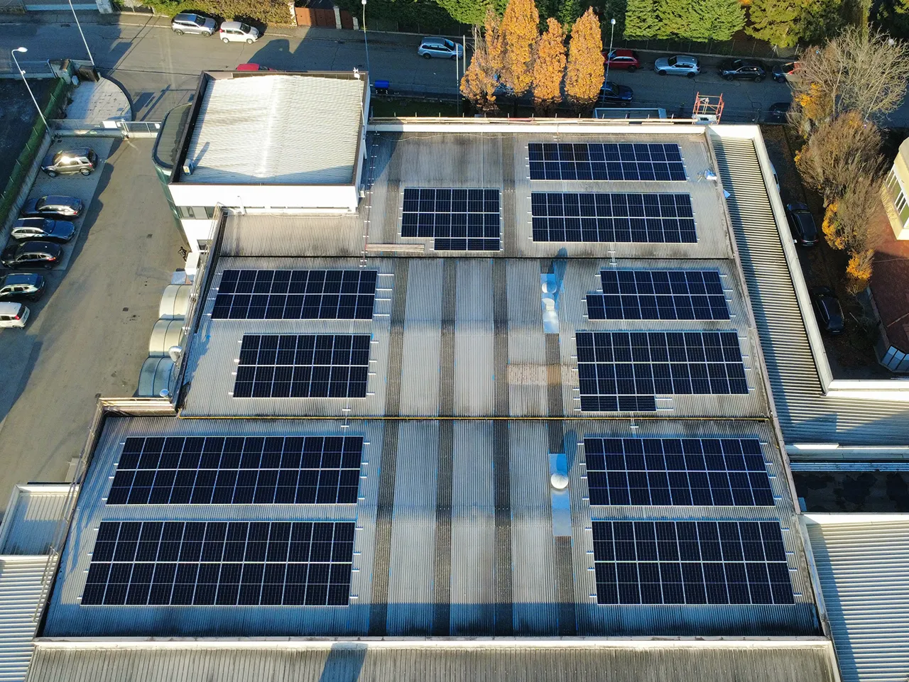 PARMA IS - installazione impianto fotovoltaico